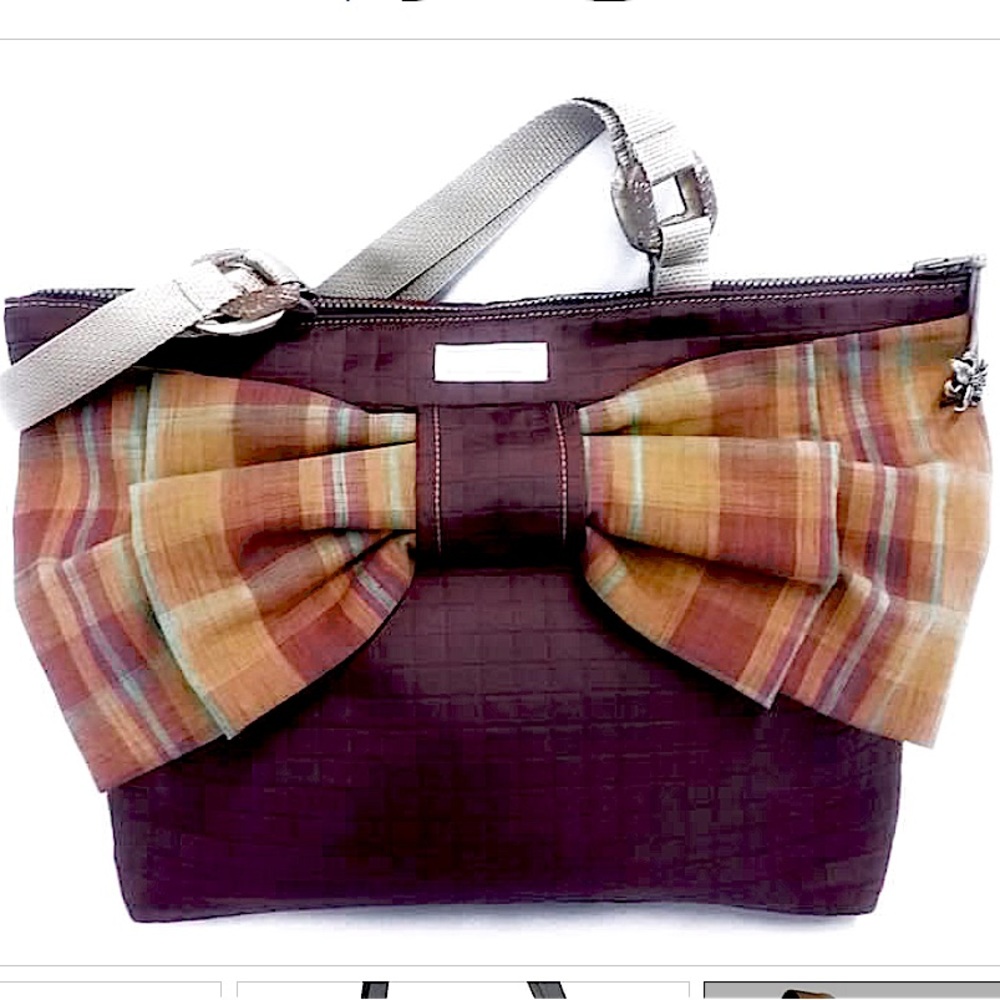 🍁 LARGE PLAID LARGE BOW QUILTED HAND BAG